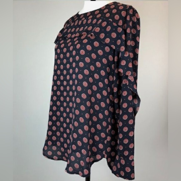 Banana Republic blouse - Picture 4 of 4